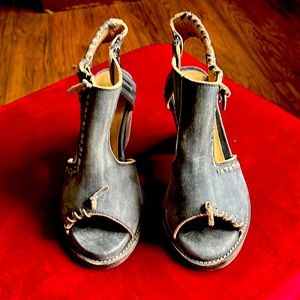 Super sexy / UNIQUE leather sandal booties | Buckel… sz 8| LIKE NEW!